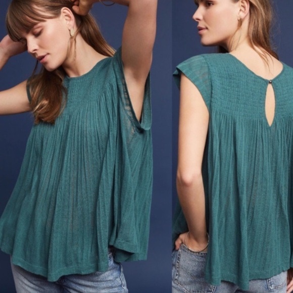 Anthropologie Tops - 4/$20🛍ANTHROPOLOGIE GREEN SMOCKED SLEEVELESS TOP
